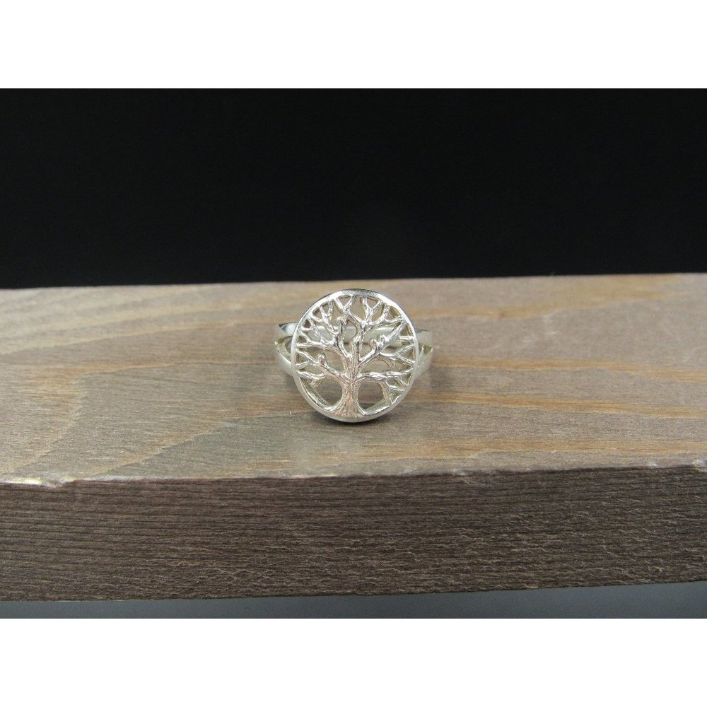 Size 6 Sterling Silver Beautiful Tree Band Ring